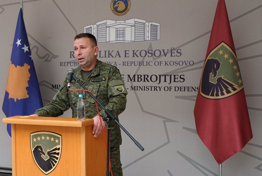 Dorëhiqet komandanti i Forcës së Sigurisë së Kosovës