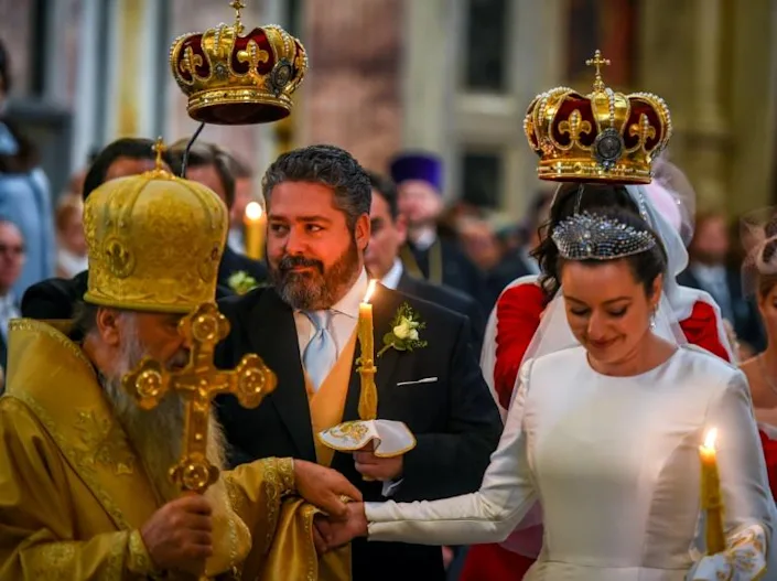 Rusi, mbahet dasma e parë mbretërore në një shekull që nga revolucioni bolshevik