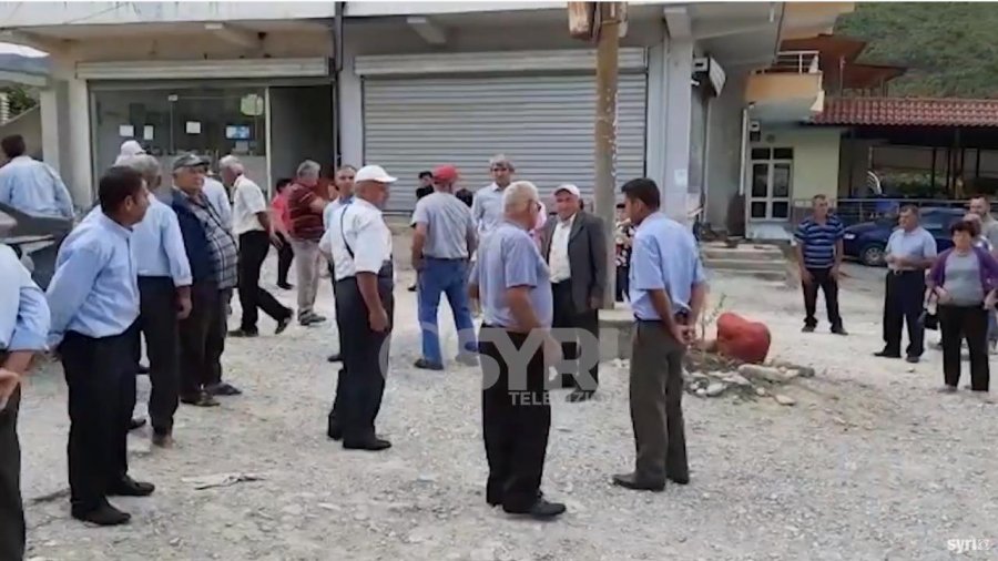 VIDEO nga SYRI TV/ Shtyhet gjyqi në Administrative për Sinecin. Një nga ekspertet e infektuar me Covid