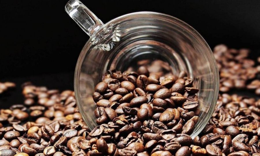 A ndihmon kafeja në humbjen e peshës? Përgjigjen shkencëtarët grekë