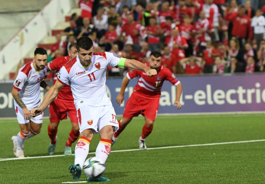 Fatos Beqiraj shpërthen në fitoren e Malit të Zi, sulmuesi kosovar shënon dy gola