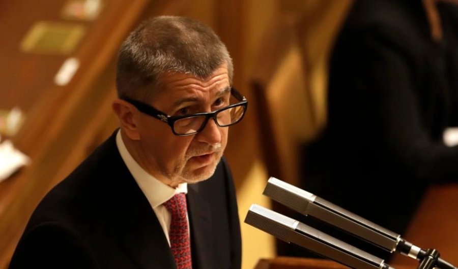 Opozita çeke fiton përballë kryeministrit Babis