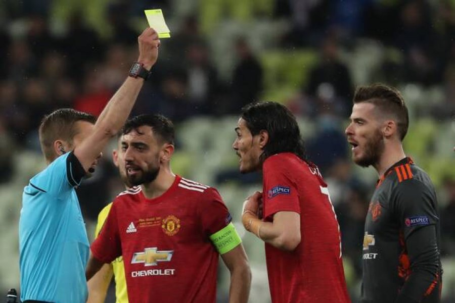 Gjykoi Manchester United-Villarreal, arbitri i finales së Ligës së Europës caktohet për Shqipëri-Poloni