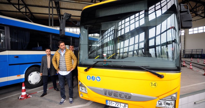 Uran Ismaili viziton Trafikun Urban dhe flet për transportin publik falas në të gjithë Prishtinën