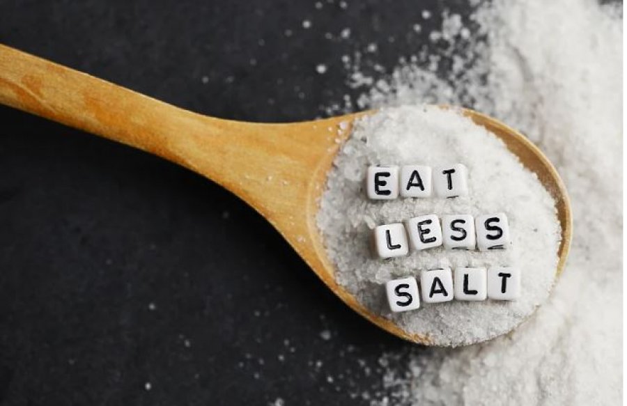 Studimi: Përdorimi i kripës me një sasi të reduktuar mund të zvogëlojë numrin e vdekjeve