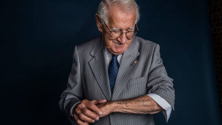 I mbijetuari i Holokaustit, 'njeriu më i lumtur mbi Tokë', vdes në moshën 101-vjeçare