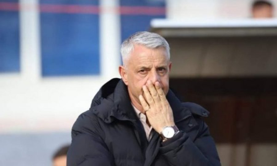 Bylbyl Sokoli 'zbulon' emrin e trajnerit të ri të Kosovës