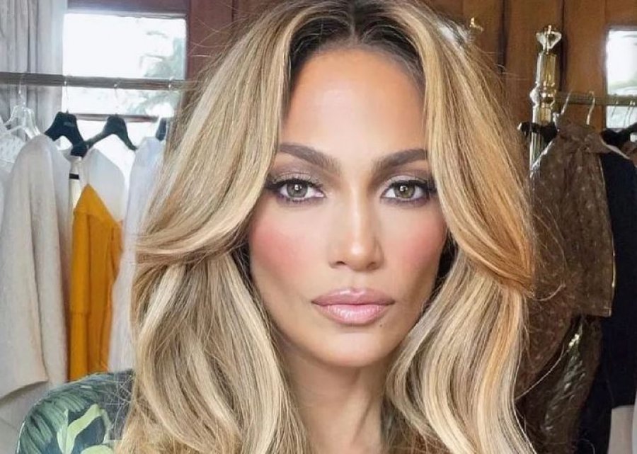 Jennifer Lopez shokon me ‘look-un’ e saj të ri!