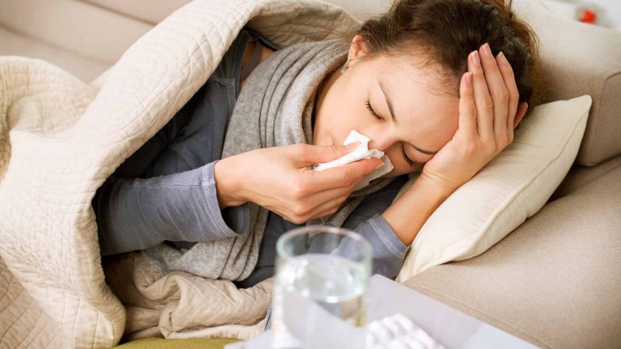 Ftohja dhe gripi: Këshillat kryesore para dimrit për të dëbuar simptomat e pakëndshme në më pak se 24 orë