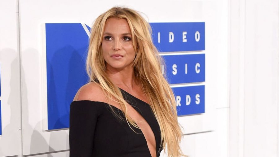 'Zot ki mëshirë', Britney ka një thirrje për të gjithë ata që se ndihmuan në ditët e vëshitra me të atin