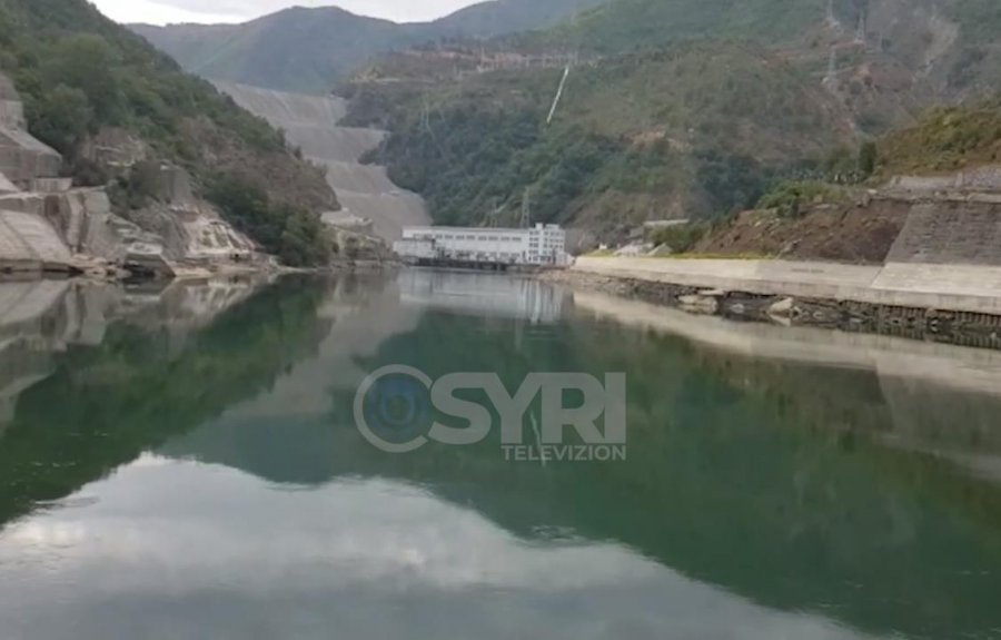 VIDEO-SYRI TV/ Kuksianët kërkojnë dëmshpërblim për tokat e përmbytura