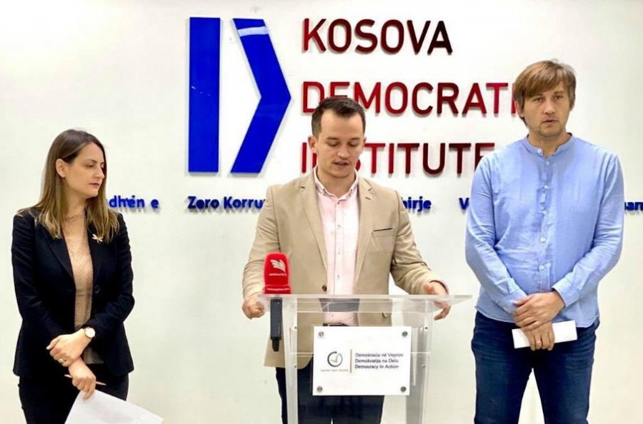 Pjesëmarrje e ulët në votim, me përjashtim të komunave në veri të Kosovës