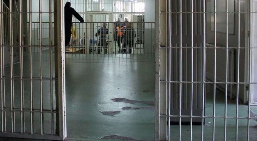 Statistikat alarmante/ Dyfishohet numri i të dënuarve me probleme mendore në burgje