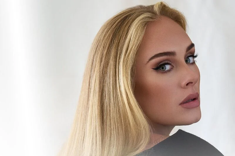 Adele po përgatit diçka speciale para publikimit të albumit 