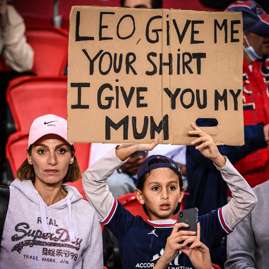 Djaloshi i çmendur pas Mesit: Leo, ma jep bluzen, ta jap mamin