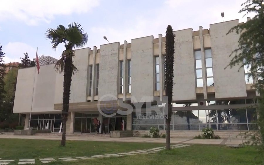 VIDEO-SYRI TV/ Rikonstruksioni, mbyllet për 2 vite Galeria Kombëtare e Arteve