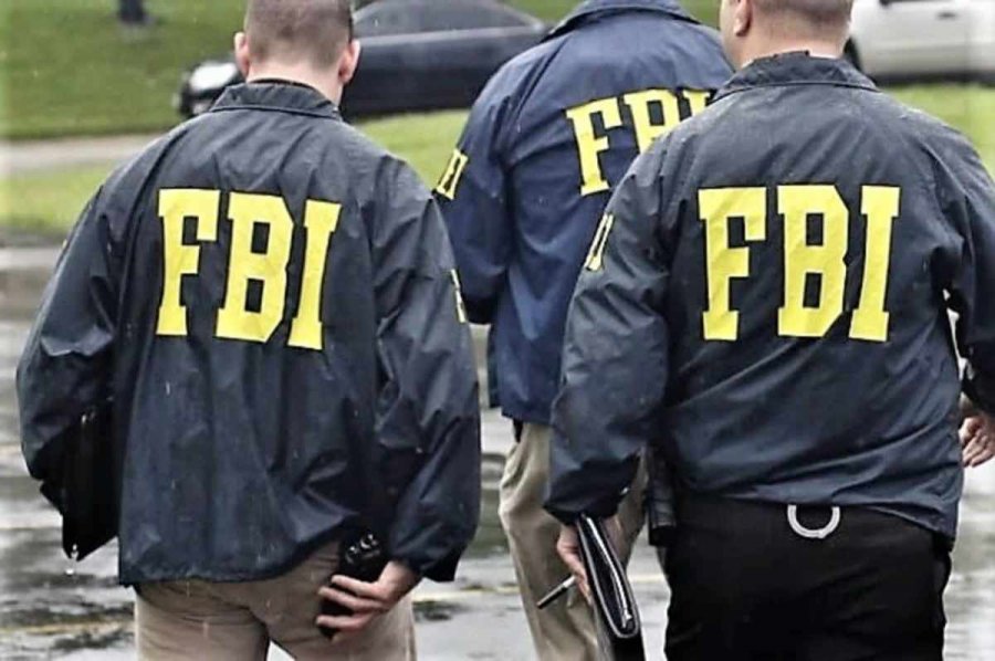 ‘Ka gënjyer FBI-në’/ Paditet ligjvënësi amerikan: Është përpjekur të fshehë… 