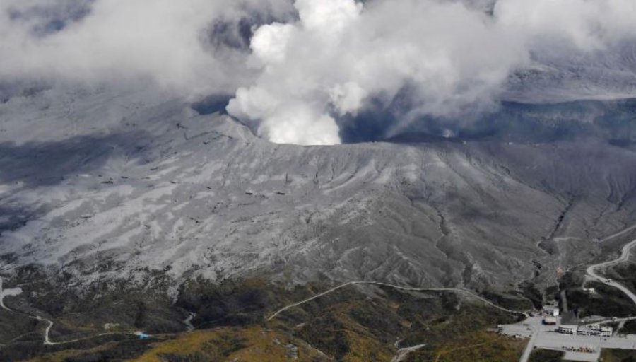 Shpërthen vullkani në malin Aso në Japoni