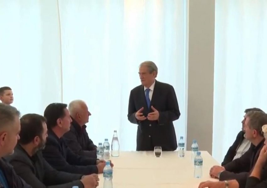 LIVE/ 'Foltorja', Sali Berisha takim me demokratët në Lushnje