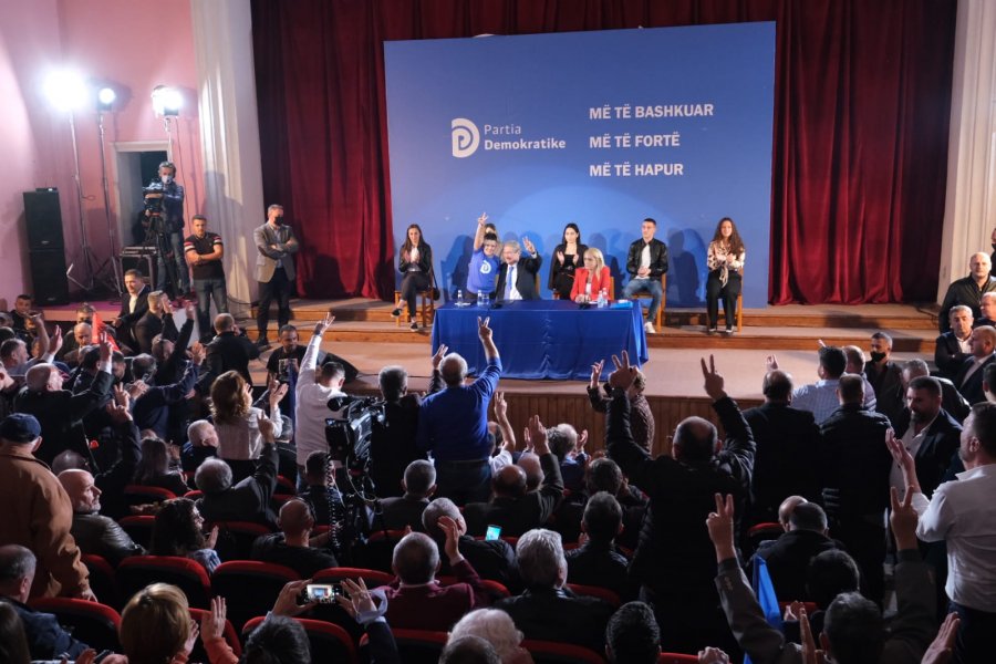 Kuvendi Kombëtar, Berisha: Kanë firmosur mbi 50% e delegatëve, rikthejmë në PD të larguarit