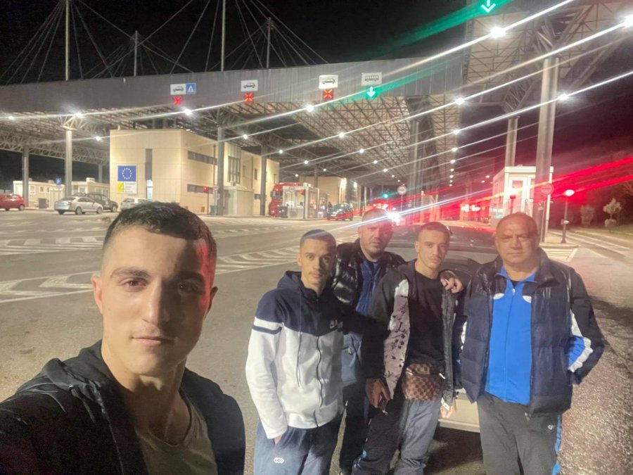 Autoritetet ndalojnë përherë të dytë boksierët e Kosovës të futen në Serbi