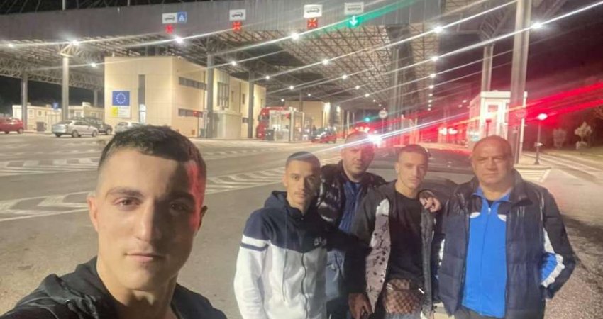 Boksierët kosovarë sërish nuk lejohen të hyjnë në Serbi