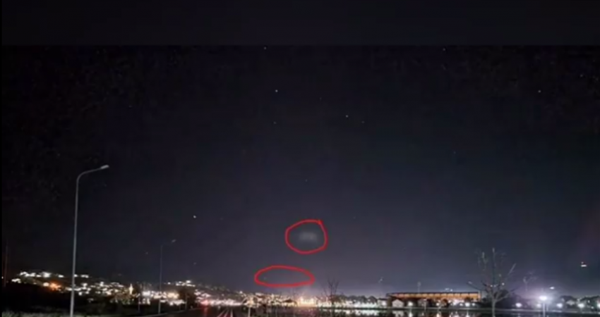 Mitrovicasit shohin disa drita në qiell, po dyshojnë se janë UFO (Video)