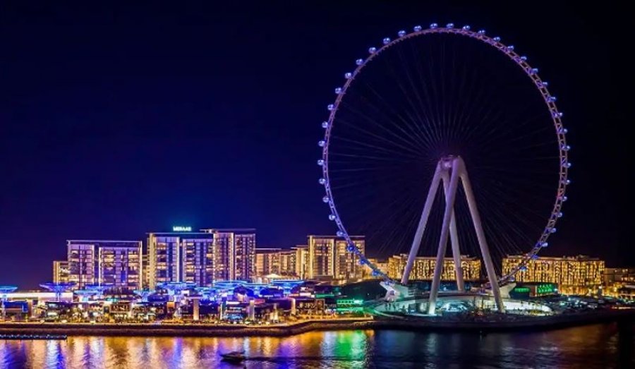 Dubai/ Inagurohet ‘Roller Coaster’ më i madh në botë, ka vend për 1750 vizitorë