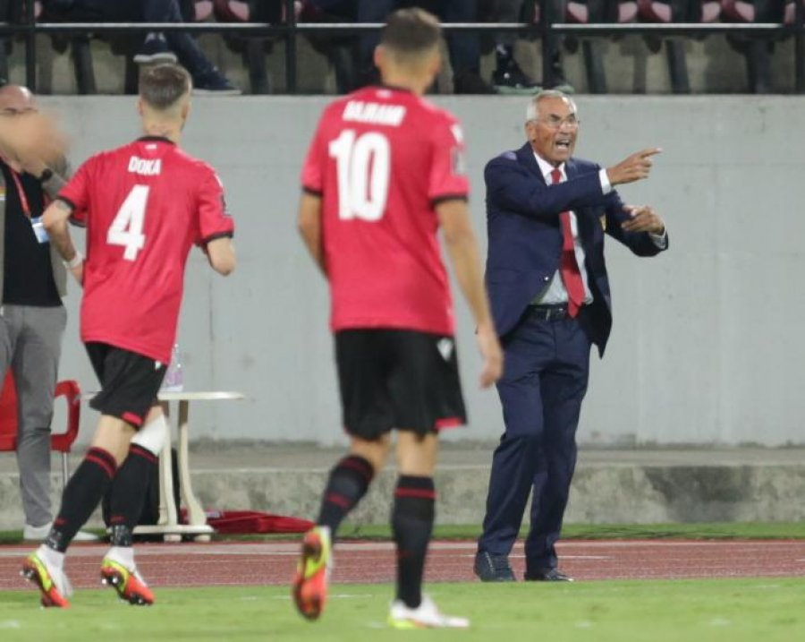 Luajti ndeshjen e parë debutuese me kombëtaren, Bajrami nuk fsheh emocionet me kuqezinjtë