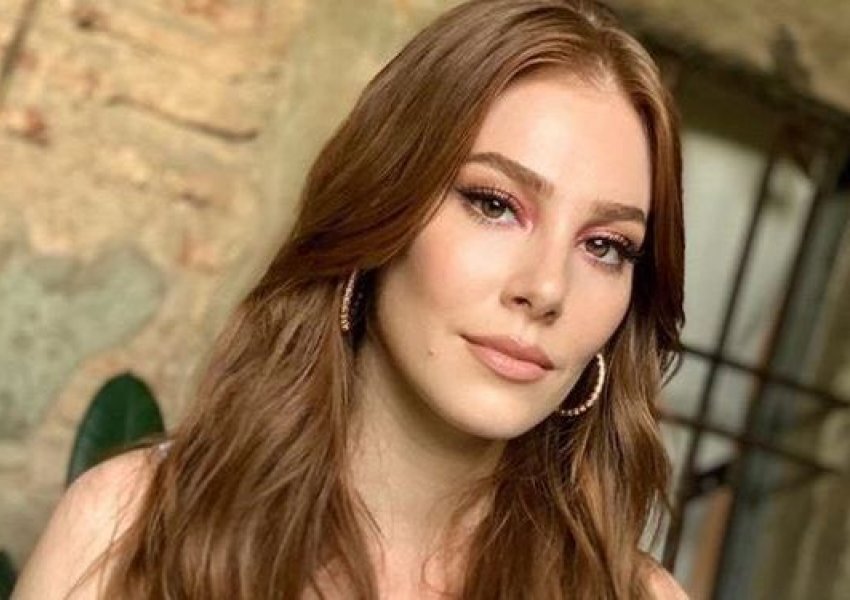 Aktorja turke ndryshon ngjyrën e flokëve, befason me pamjen e re
