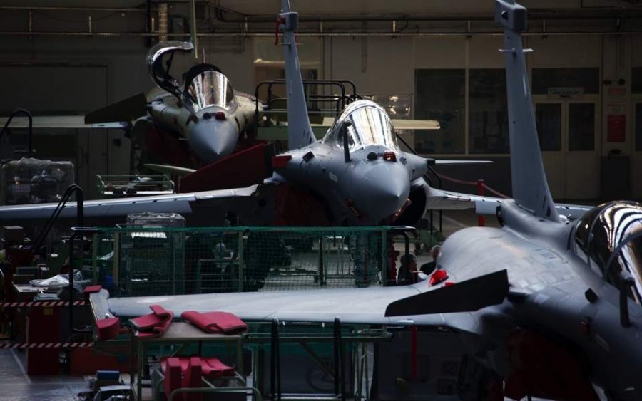 Greqia do të blejë edhe 6 avionë të tjerë luftarakë, Franca: Për një autonomi europiane!