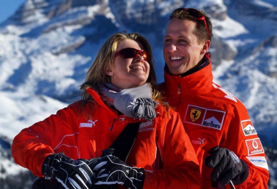 Gruaja e Schumacher thyen heshtjen, flet për herë të parë për jetën e legjendës