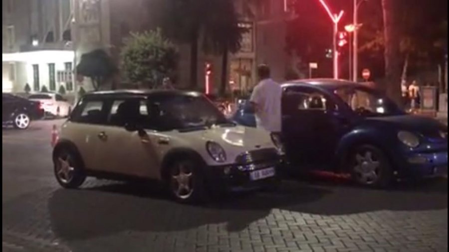 VIDEO/ Makina aksidenton një shtetas të huaj në Tiranë
