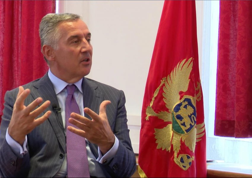 Gjukanoviç: Rusia ka ndërhyrë në punët e brendshme të Malit të Zi