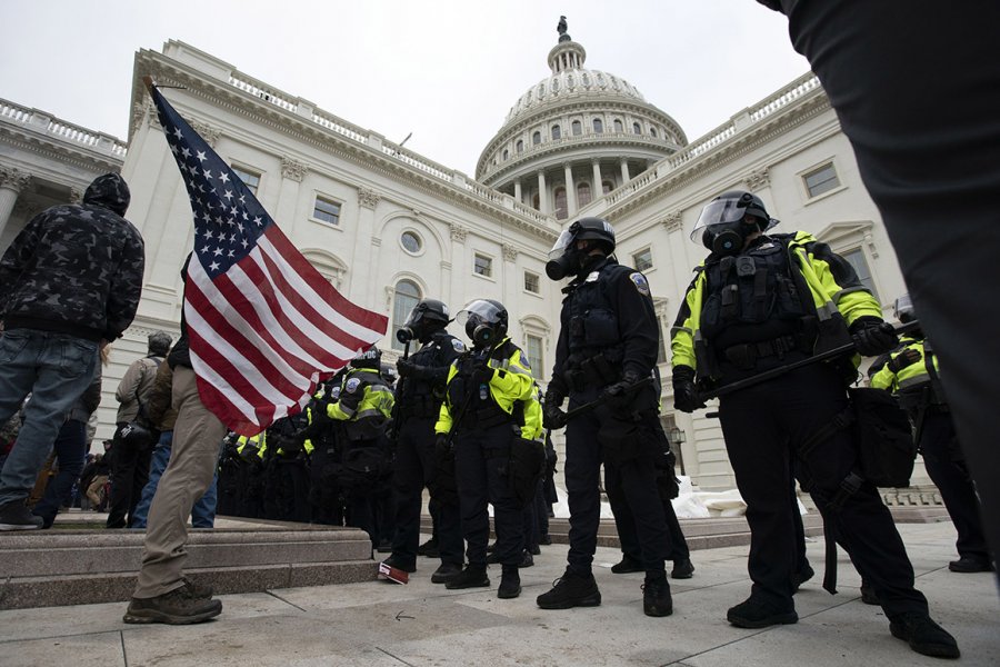 Siguria, policia dhe 100 trupa të Gardës në këmbë rreth Kapitolit, ç’po ndodh në Uashington një ditë pas protestës