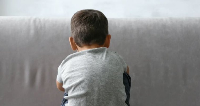 Infeksionet serioze të fëmijërisë mund të rrisin rrezikun e autizmit