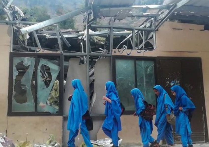 Sulm me bombë në një shkollë vajzash në Pakistan