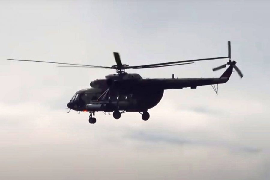 Helikopterë serbë vëzhgojnë situatën mbi kufirin me Kosovën