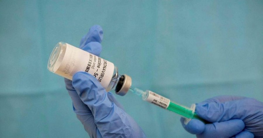 Skandal në Turqi/ Foshnjës i injektohet gabimisht vaksina anti-covid