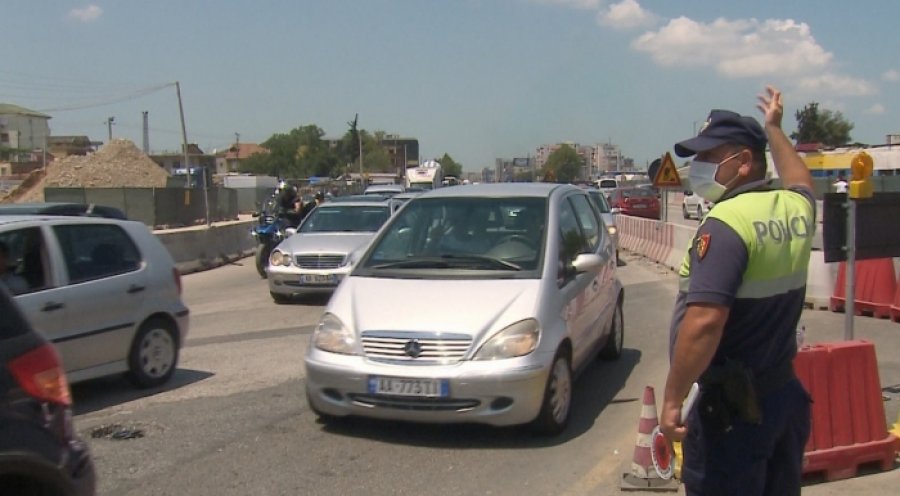 Njoftimi - ARRSH: Hapet për automjetet një segment i rrugës së Astirit, si devijon trafiku