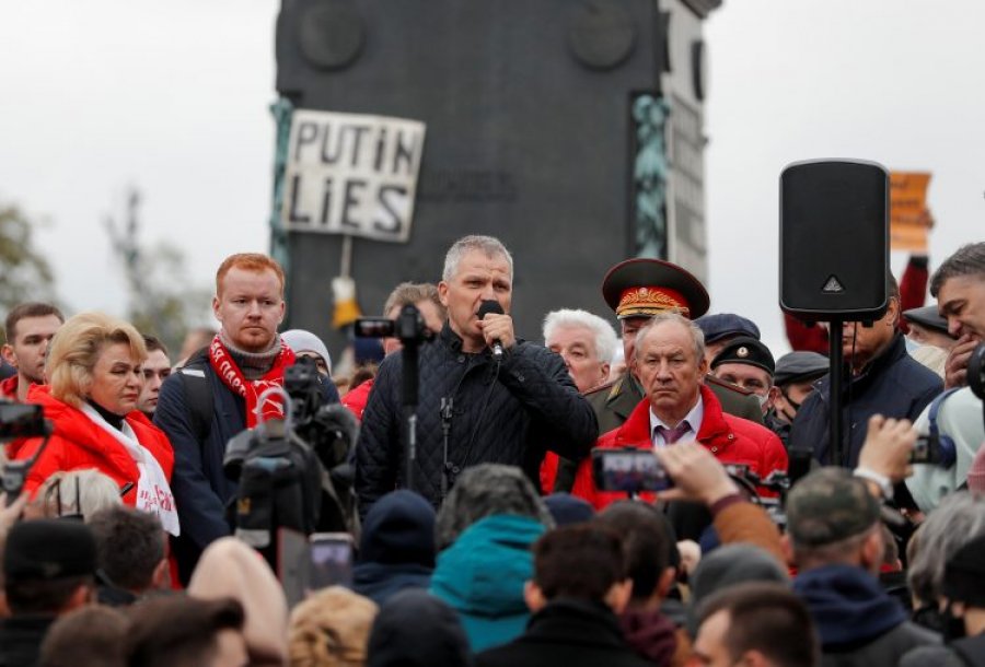 Protesta zgjedhore në Moskë, qytetarët: U mashtruam përsëri...