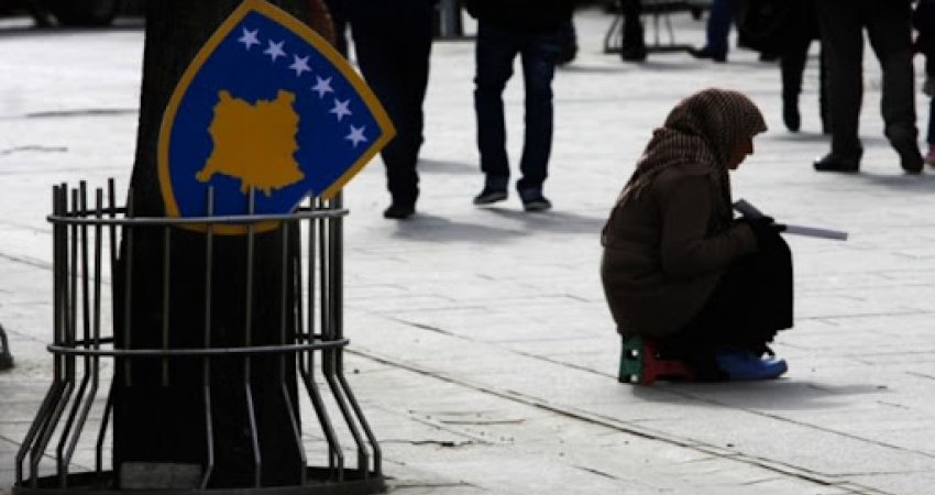 Politika varfëroi ekonominë e Kosovës