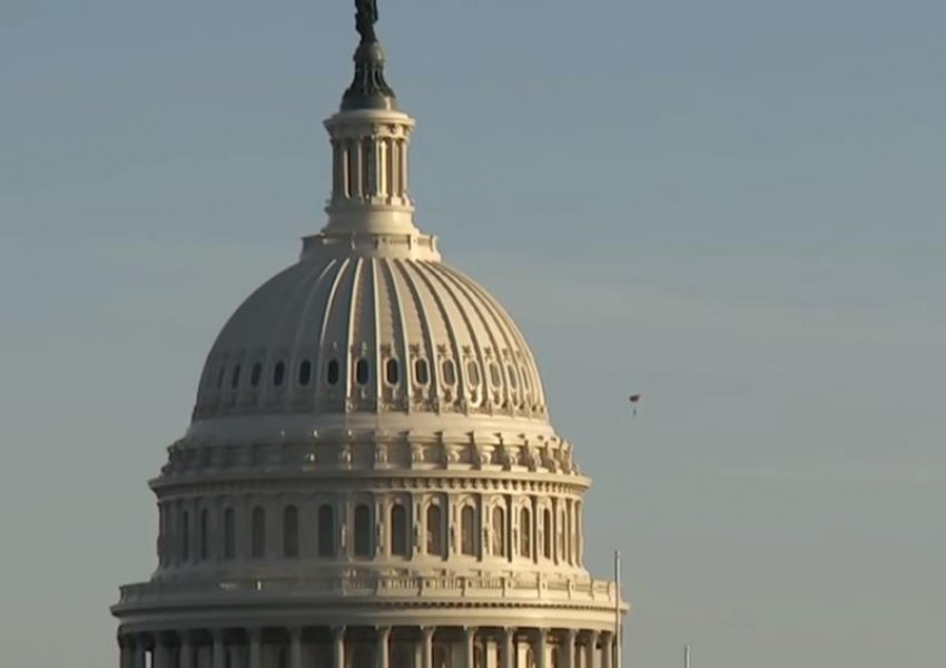 ‘Alarm fals’, parashutisti që bëri Uashingtonin të dridhej