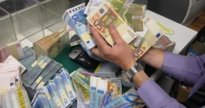 Kosova ndër shtetet me borxhin publik më të ulët në rajon