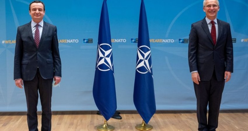 Kurti flet me shefin e NATO-s: Rusia po e ndihmon Serbinë për destabilizimin e Ballkanit