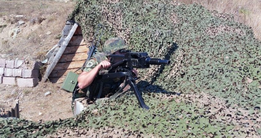 Ushtria serbe në gjendje të lartë gatishmërie pranë kufirit me Kosovën