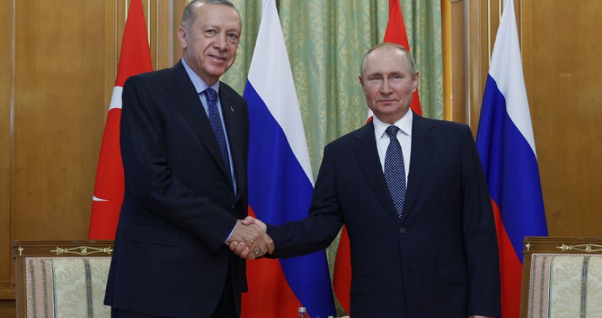 Turqisë Putin-Erdogan bien dakord të forcojnë bashkëpunimin