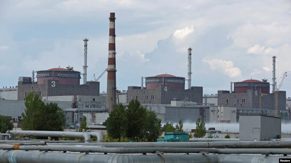 Luftimet nuk kanë të ndalur/ Sulmohet centrali bërthamor në Ukrainë, palët akuzojnë njëra-tjetrën