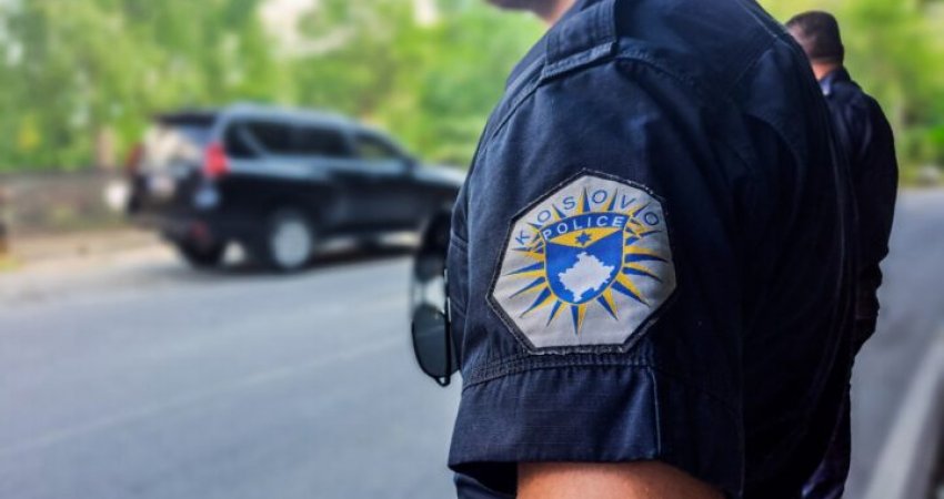 Kush po e sulmon policinë dhe a paraqet kërcënim ushtria serbe pranë kufirit me Kosovën?