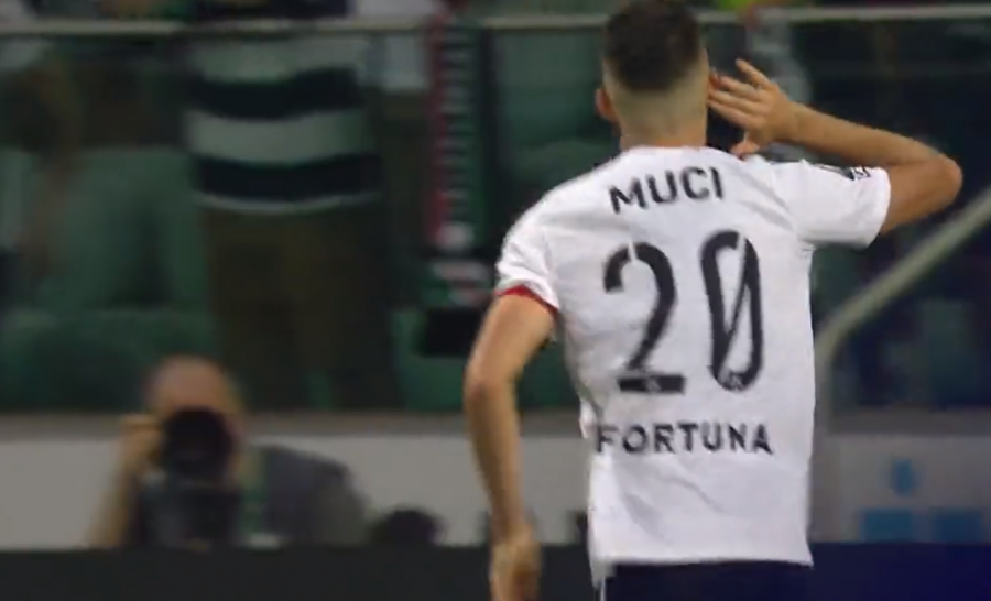 VIDEO/ Ernest Muçi në superformë, tjetër gol me Legian në kampionatin polak